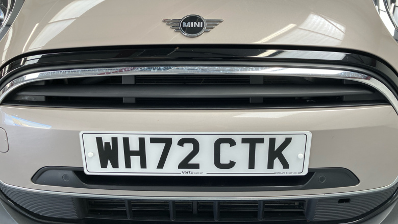 MINI Hatchback 1.5 Cooper Classic 5dr Auto Petrol Hatchback